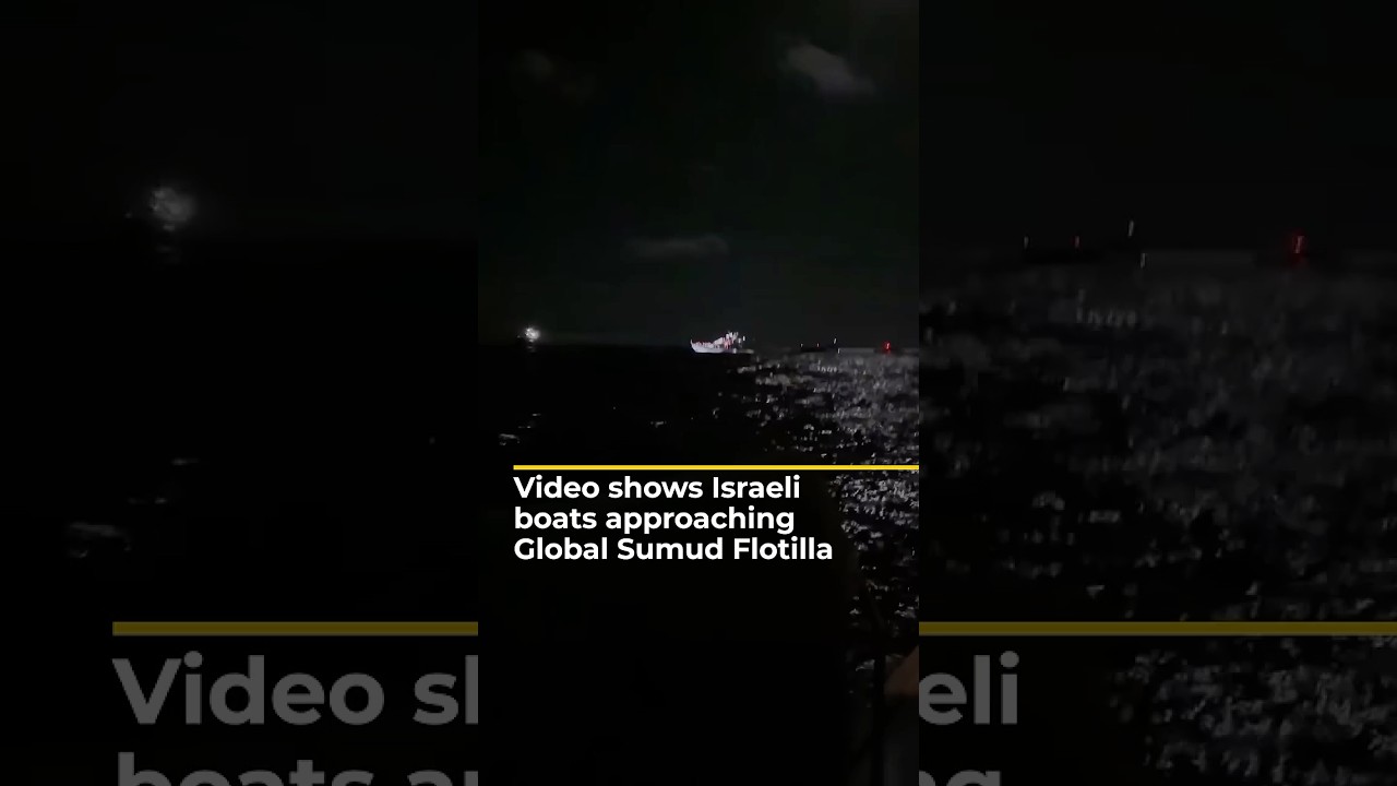 إسرائيل تبدأ باعتراض سفن أسطول الصمود العالمي | AJ #shorts