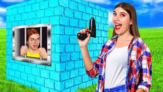 видео: ПОСАДИЛИ ПАРНЕЙ В НЕПРОБИВАЕМУЮ ТЮРЬМУ на 24 ЧАСА ЧЕЛЛЕНДЖ картинка: ПОСАДИЛИ ПАРНЕЙ В НЕПРОБИВАЕМУЮ ТЮРЬМУ на 24 ЧАСА ЧЕЛЛЕНДЖ