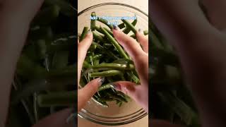 This, Thanksgiving, don't forget to eat your greens.#ThanksgivingRecipe #BudgetMeals #BitesOnABudget