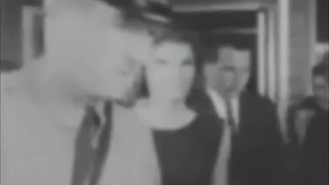 June 21, 1964 - Robert and Jacqueline Kennedy visi...