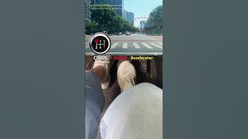 How to drive a manual car at traffic lights #car #tips #driving #manual #carsoft