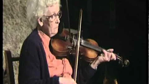 Julia Clifford: O'Rahilly's Grave [Air] & She Didn...