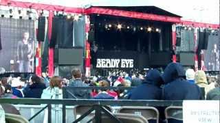 BEADY EYE - Whats the story (morning glory) - HEATON PARK 30/6/2012