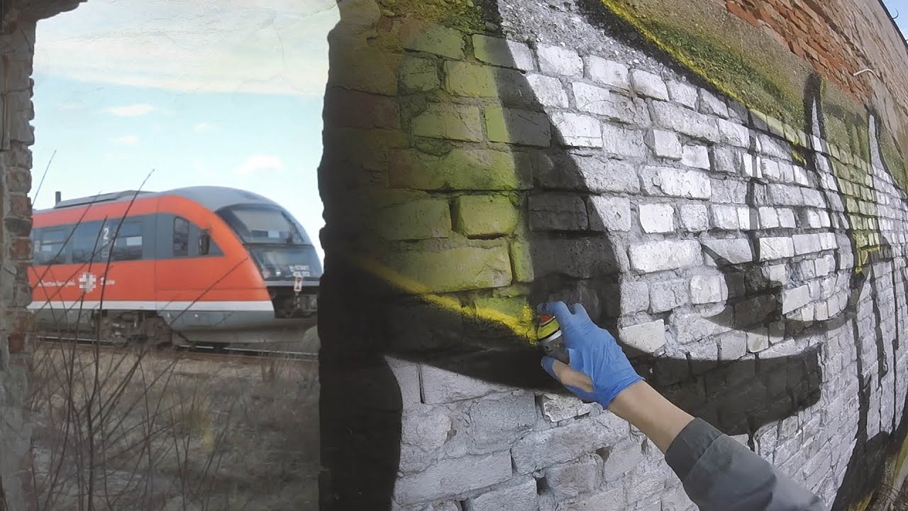 CHROME Graffiti BOMBING On ABANDONED TRAIN STATION /// RAW 007