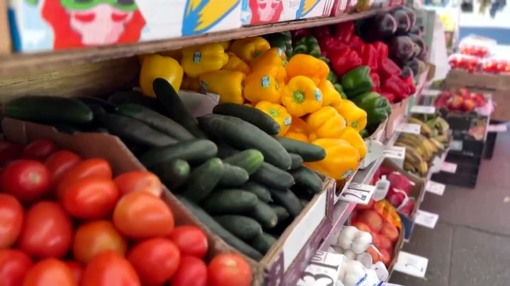 Thanksgiving shoppers say Trump 'killing us' on grocery prices | REUTERS