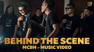 Download lagu BEHIND THE SCENE - MONEY CAN BUY HAPPINESS