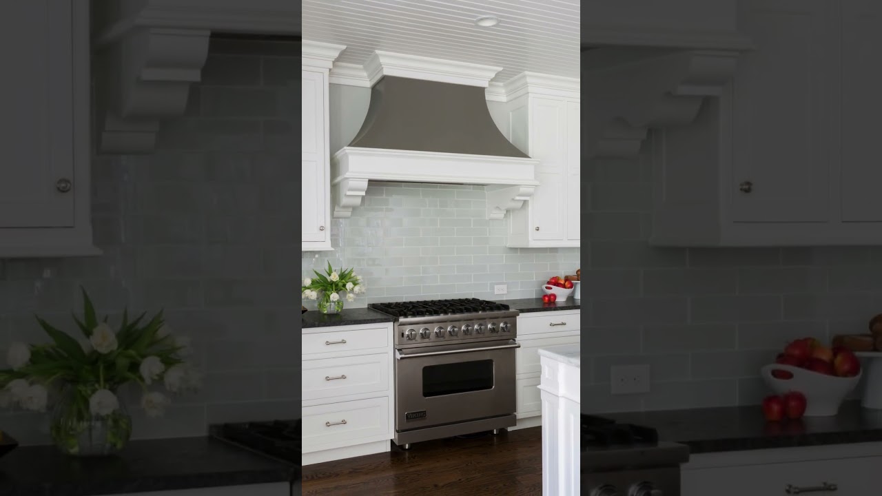 Elegant KITCHEN Range Hoods 