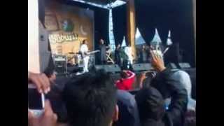 Download Lagu GIGI Feat RAIHAN-Itiraf NGABUBURIT 2013 KARAWANG MP3 Download Lagu GIGI Feat RAIHAN-Itiraf NGABUBURIT 2013 KARAWANG MP3