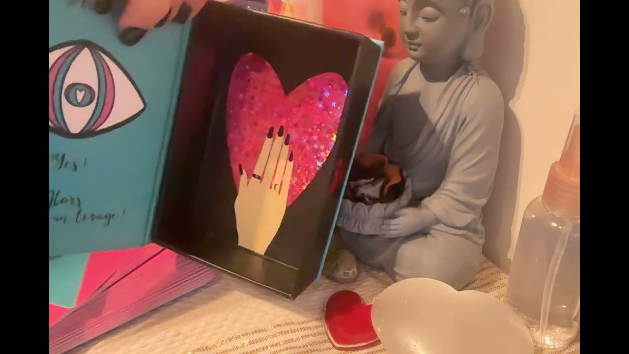 Votre autre a très peur peur d'être trahi à nouveau. Tirage sentimental atemporel.