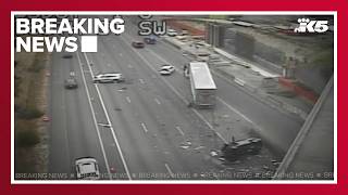 Multiple lanes blocked on northbound I-5