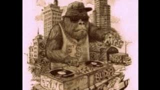 ManuGuetta mix.  Gold Dust ft. Hypercaine (DJ Fresh)