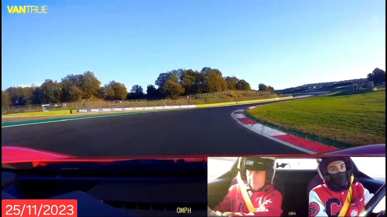 Prima volta in pista a vallelunga con la ferrari 296 gtb - YouTube