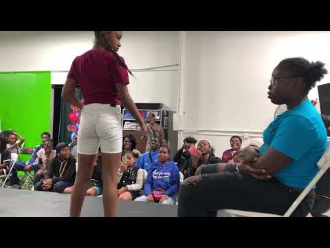 These Dancing Lil Girls Got Confidence| OfficialTSquadTV | Tommy The Clown