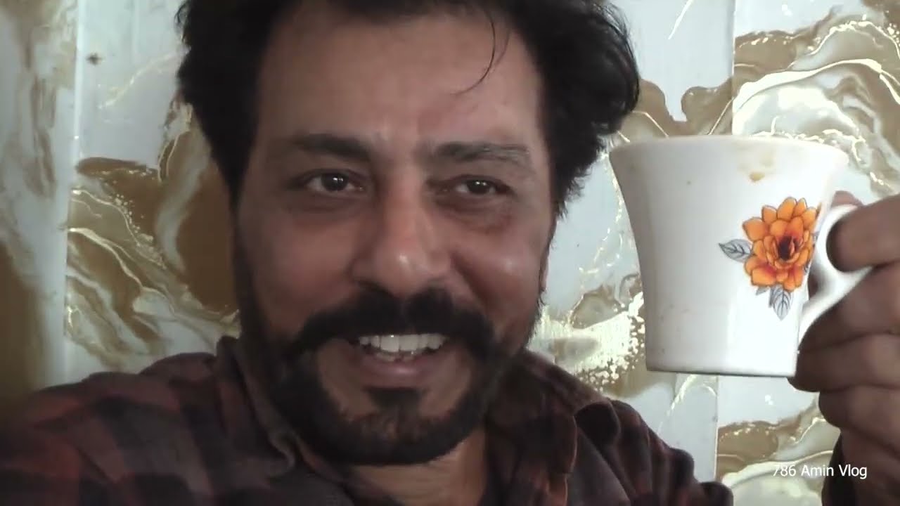 My First Vlog Pakistan, DHONI DENAY SE COMPUTER THEEK HO GIA,Computer Market Saddar Karachi Pakistan