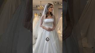 Saten Kumaşın Büyüsü Gelinlik Sanatı