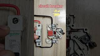 circuit breaker tripping when short the circuit #shorts screenshot 2