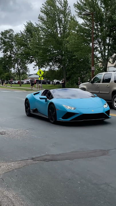 What a Lamborghini Huracan Evo Spyder sounds like