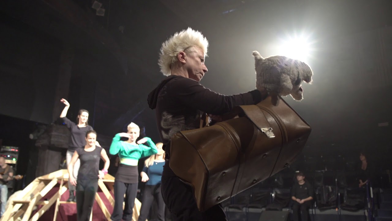 NA PRKNĚ (33) - ZA MALÝM PRINCEM