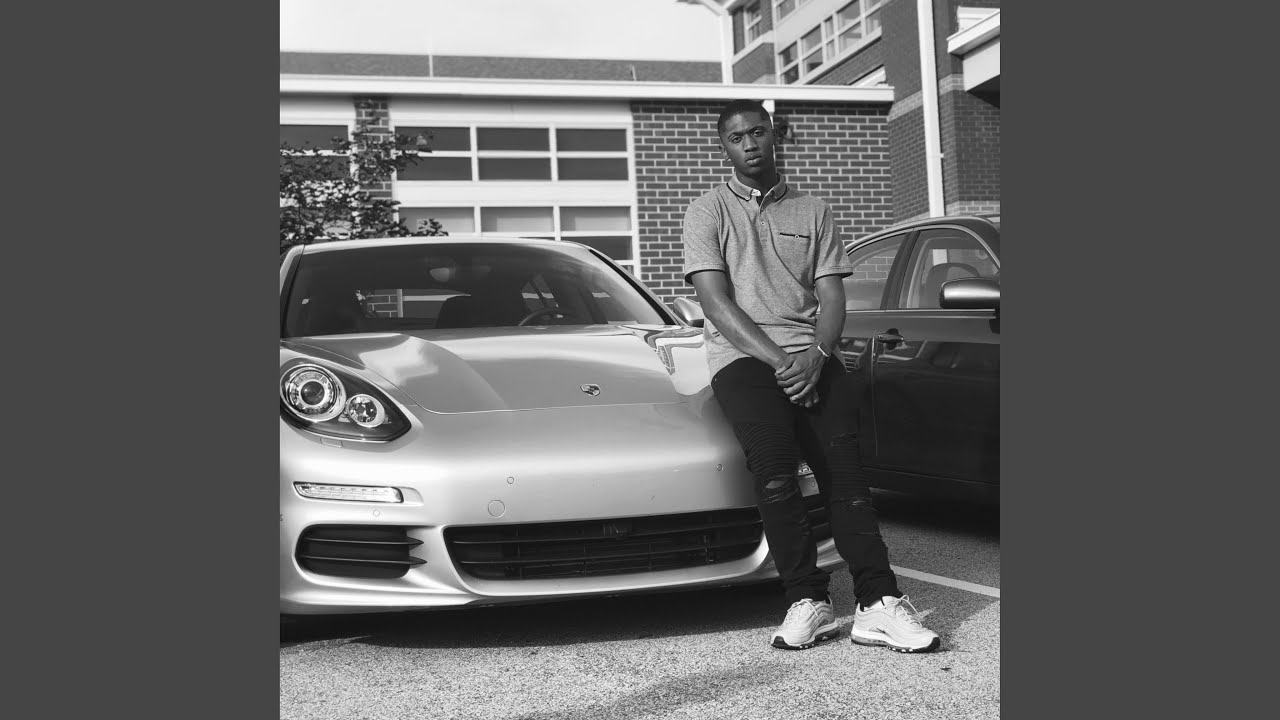 Regardez SackChasing sur YouTube Regardez SackChasing sur YouTube