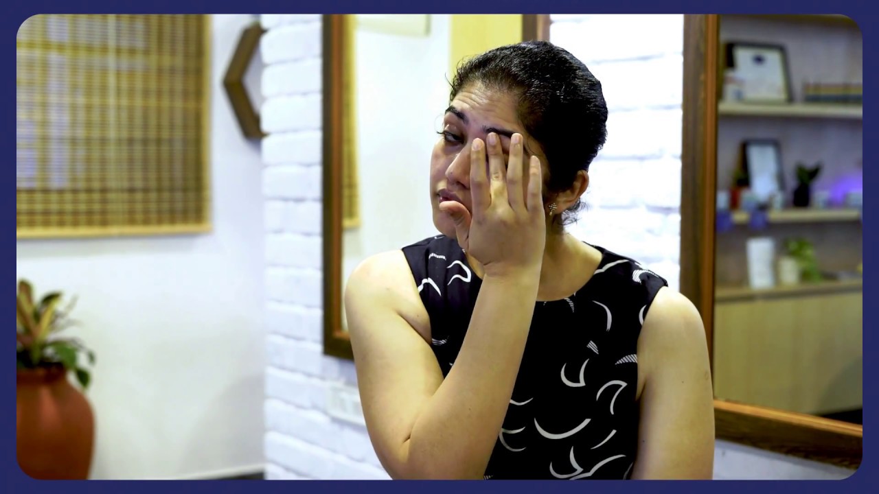 How to use Vedaearth Under Eye Oil