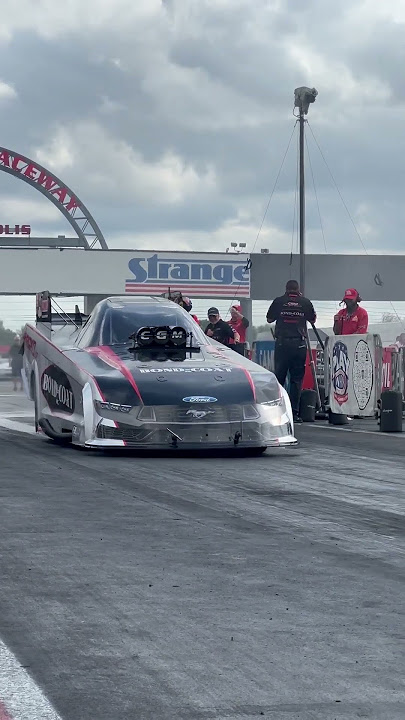 Nitro Funny Car burnout at the NHRA U.S. Nats #chadgreen #nhra #topfuel #dragracing