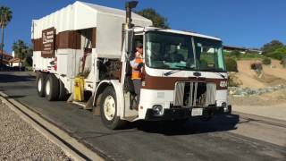 Ramona Disposal Autocar WXLL CWS Manual Side Loader Part 2