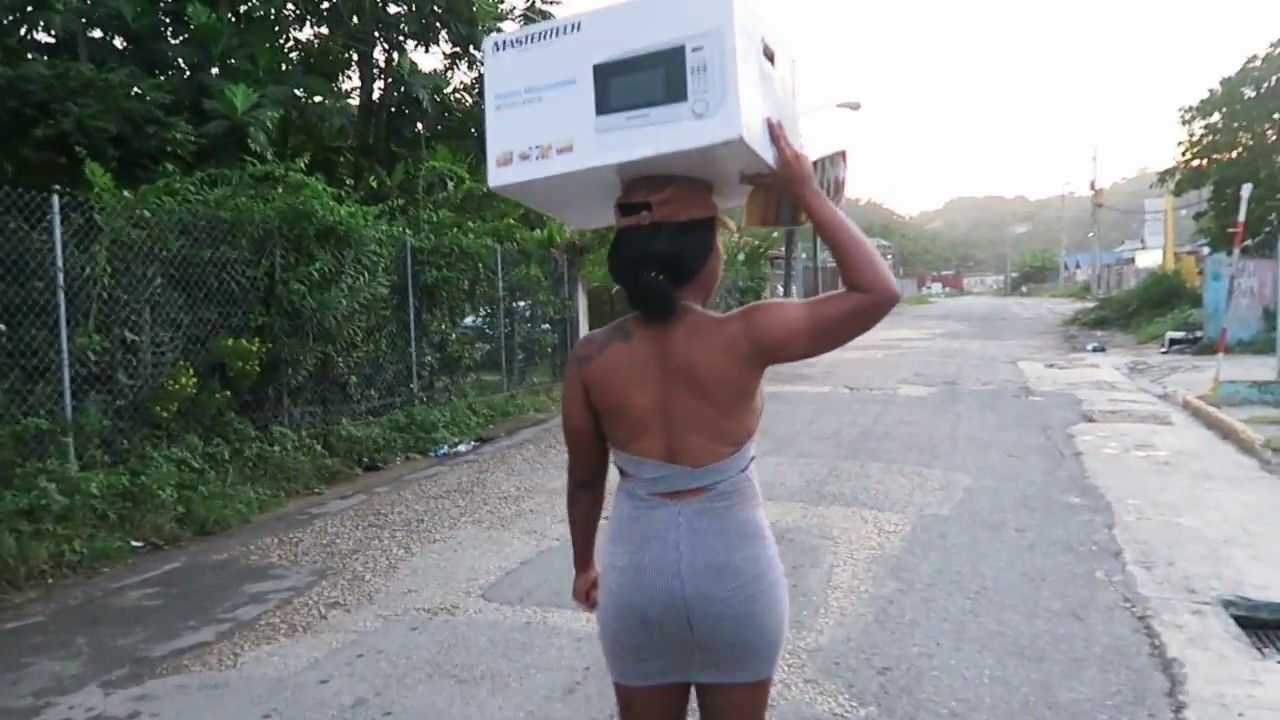 VLOG JAMAICA VLOG 201724 WHOSE HUSBAND?, BROWN & PRETTY, PON MI