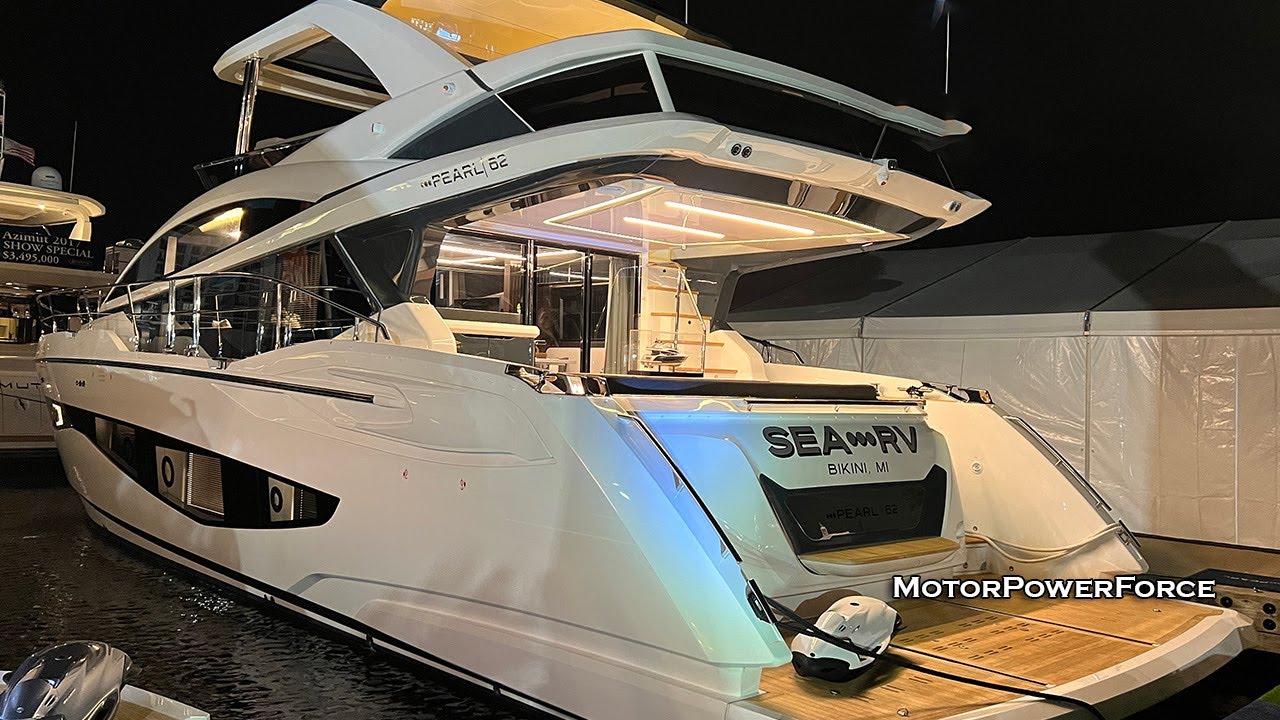 Touring Pearl 62 Yacht