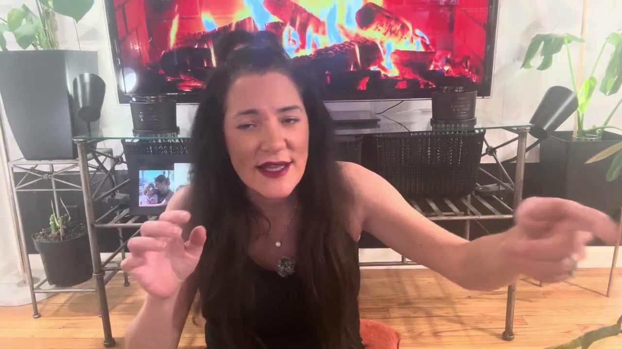 Philodendron Florida Beauty… what’s up?