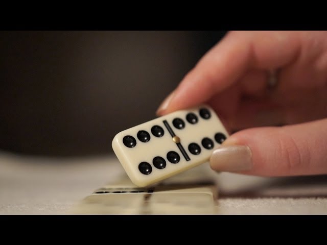 Binaural ASMR. Playing with Dominoes