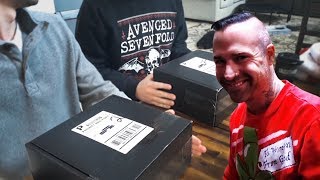 Unboxing Avenged Sevenfold Black Market Christmas Boxes [Mystery items included]!