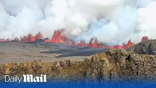 LIVE: Volcano in Iceland erupts again