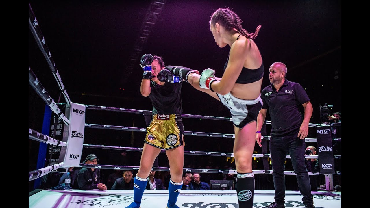 Delphine Chen vs Molly Pearson