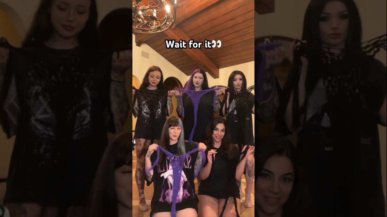 Are u team big t-shirt’s or stockings?💜🖤moodie.maggie13 @pastelwife @Blairvira @LuxxCher