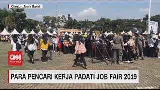 Ribuan Pencari Kerja Padati Job Fair 2019
