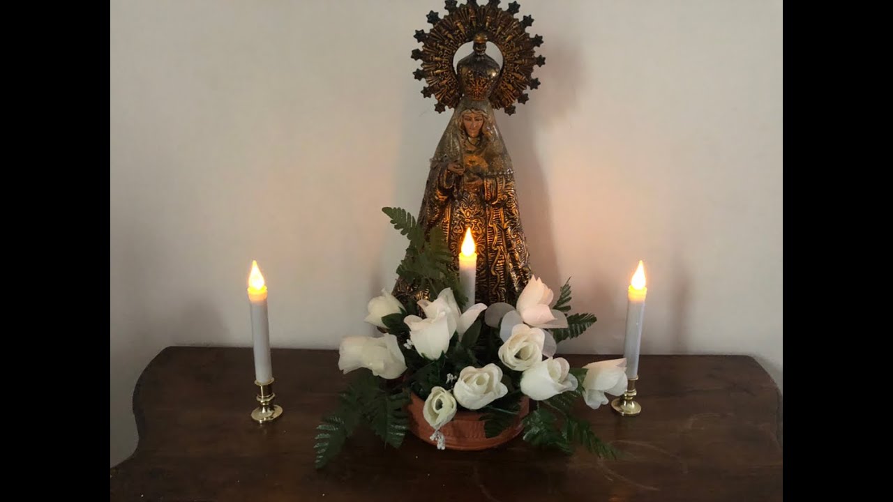 Altar En Casa Para La Virgen