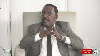 المحامي في السودان يمتلك وكالة عامة يحق له الترافع عن اي شخص دون أي شروط.