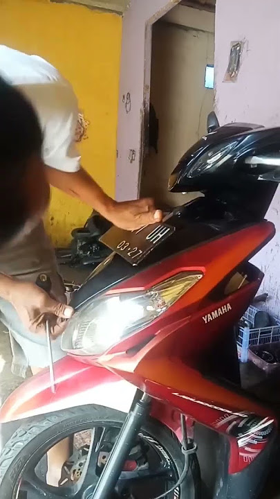 Cara melepas totok lampu depan yamaha Xeon
