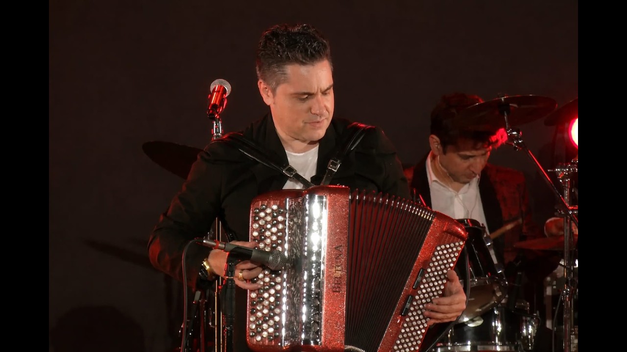 Principe d'argento ► Tango Pop Indie ► Davide Salvi e la sua fisarmonica