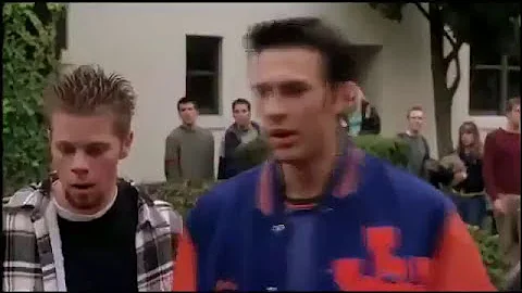 Não é mais um besteirol americano baseado em quê filme?