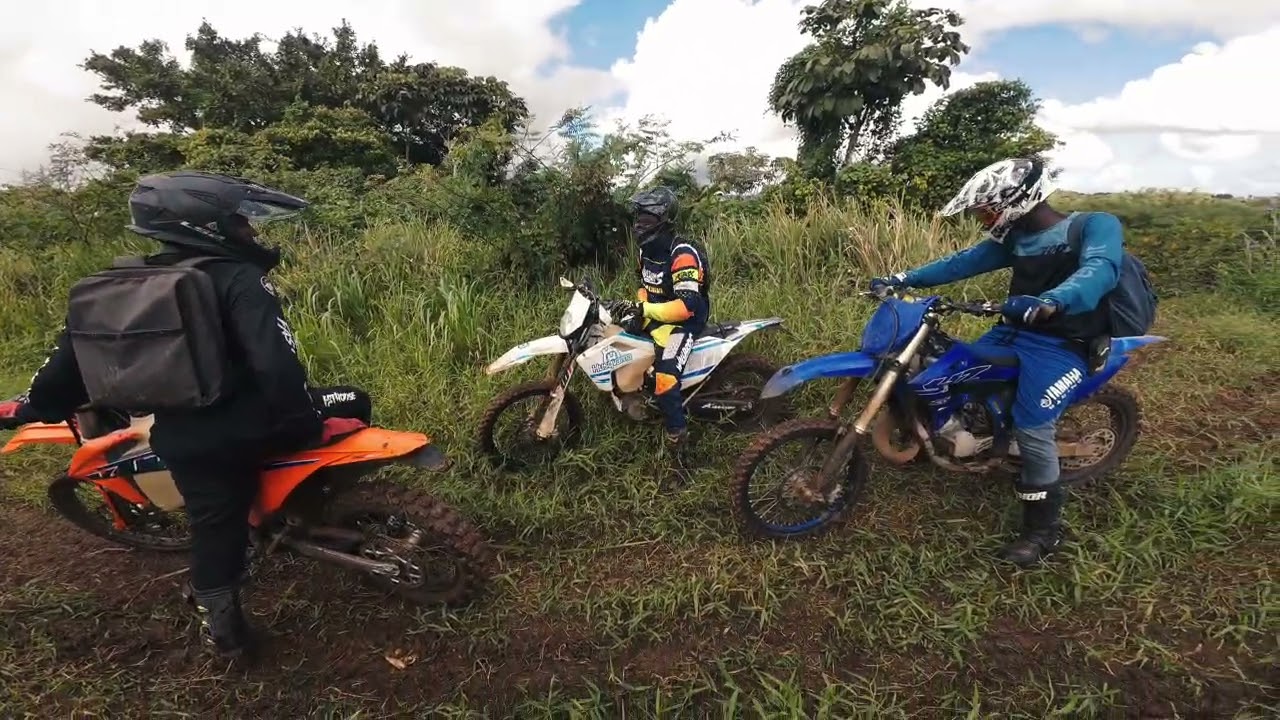 ÇA COMMENCE AVEC UN GROS RYTHME CETTE ANNÉE 🏍️🥱