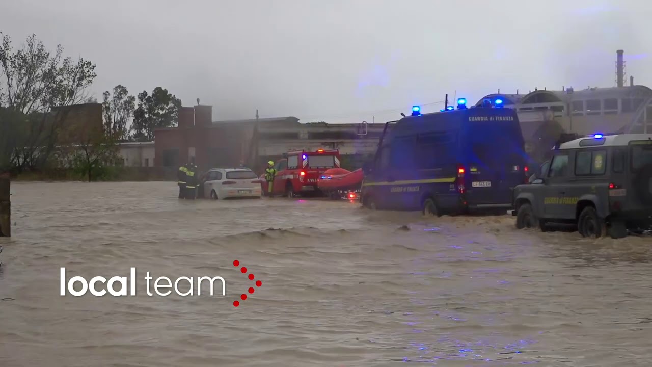 Allagata la statale Jonica 106: a Crotone è un fiume
