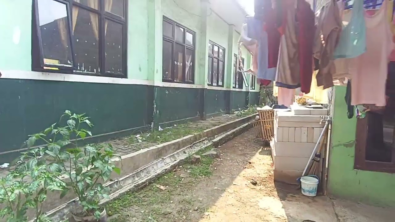 Dijual rumah kampung,kestasiun tambun cuma 15 menit, luas 150 m2,harga 385 jt, WA : 081319452830