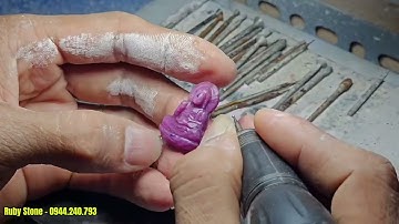 Chế tác A Di Đà phật đá Ruby Nam Phi thủ công