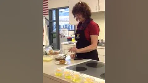 Cindy Pascoe Egg Cookery Cream Puff Custard Demons...