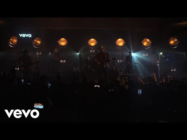 Jon Pardi - Head Over Boots (Vevo Presents) class=