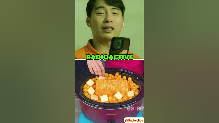 crazy cheeseball mac + cheese 🧀 haiyaaaaa @unclerogershorts #shorts #cooking #food