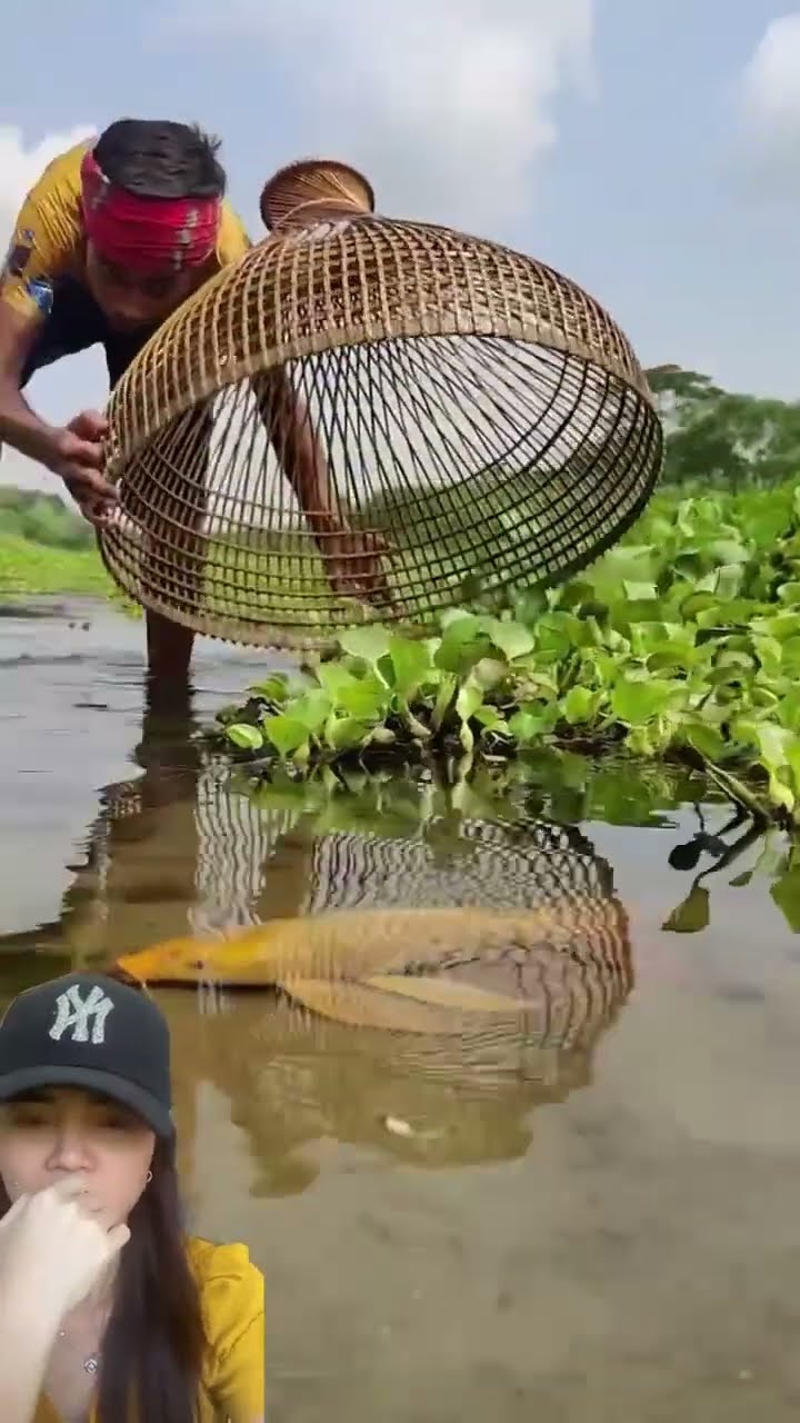 TANGKAP IKAN MAS DI SUNGAI ⁉️DAPAT GAK YA ?#shorts #trendingshorts #funny
