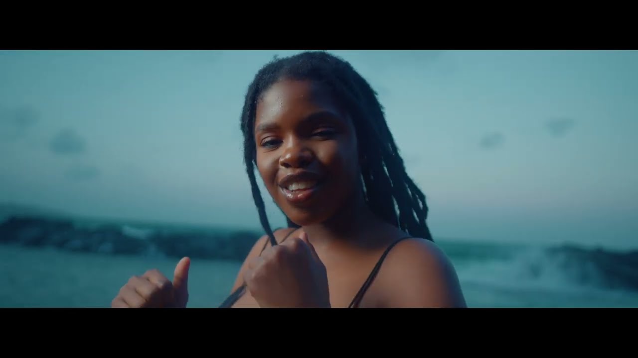 Fezeka Dlamini Nomfundo Moh  Naledi Aphiwe   Uyanginjabulisa Official Video