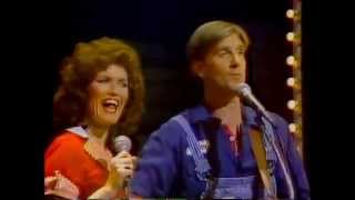 Pump Boys and Dinettes 1982 Tony Awards by MrPoochsmooch 25,933 views 10 years ago 5 minutes, 49 seconds